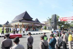 Bupati Blitar Rijanto bersama Forkompinda