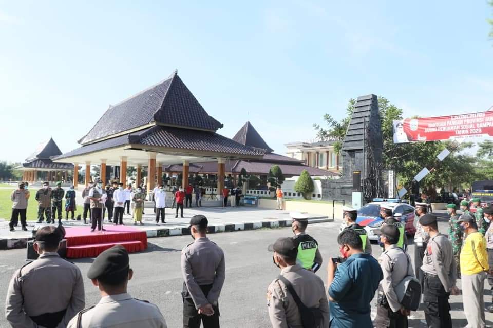 Bupati Blitar Rijanto bersama Forkompinda