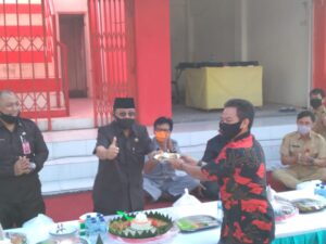 Tumpeng