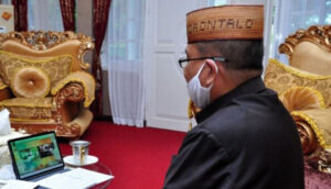 Pesan Idris Rahim kepada Wisudawan IAIN Sultan Amai Gorontalo