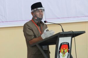 Ketua KPU Kabupaten Blitar Hadi Santosa
