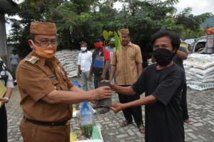 Bupati Gorontalo Utara Indra Yasin
