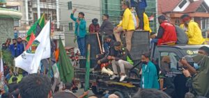 Demo Mahasiswa Tolak Omnibus Law