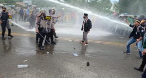 Water Canon