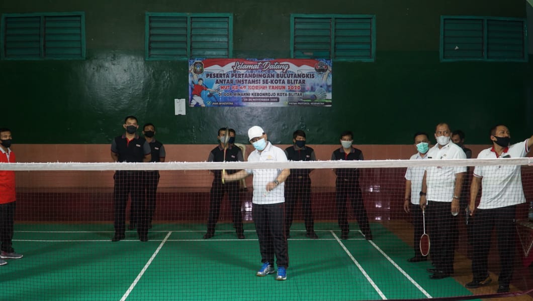 Pjs Walikota Blitar, Jumadi, Membuka Lomba Bulutangkis Antar Instansi