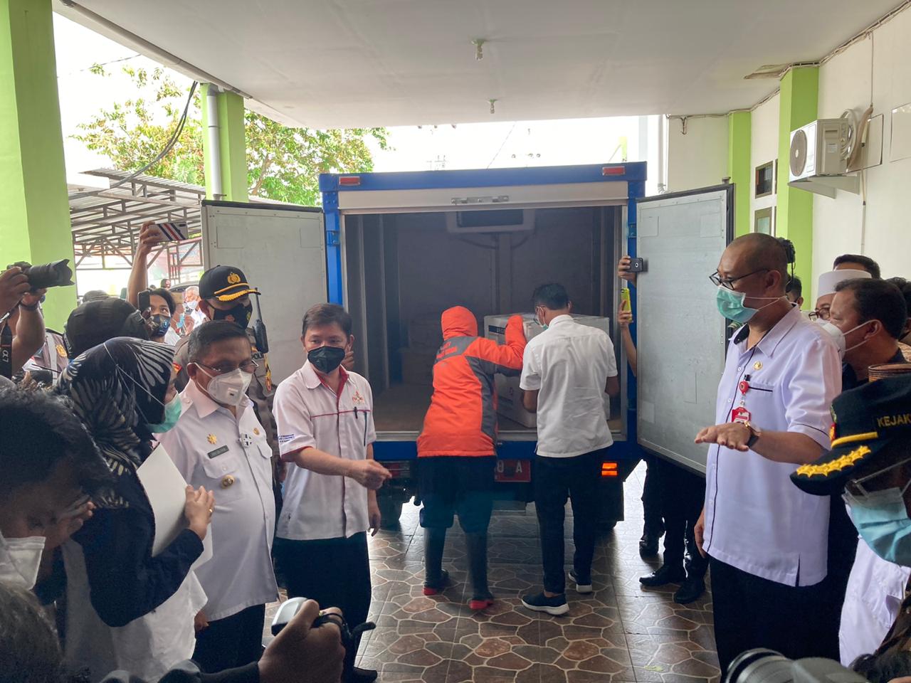 Vaksin Sinovac Dari Pemerintah Provinsi Gorontalo Kepada Pemerintah Kota Gorontalo