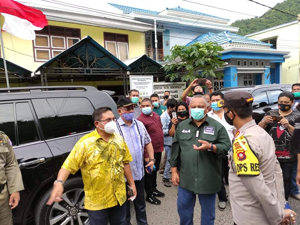 Kunjungan Marten Taha Bersama Rusli Habibie