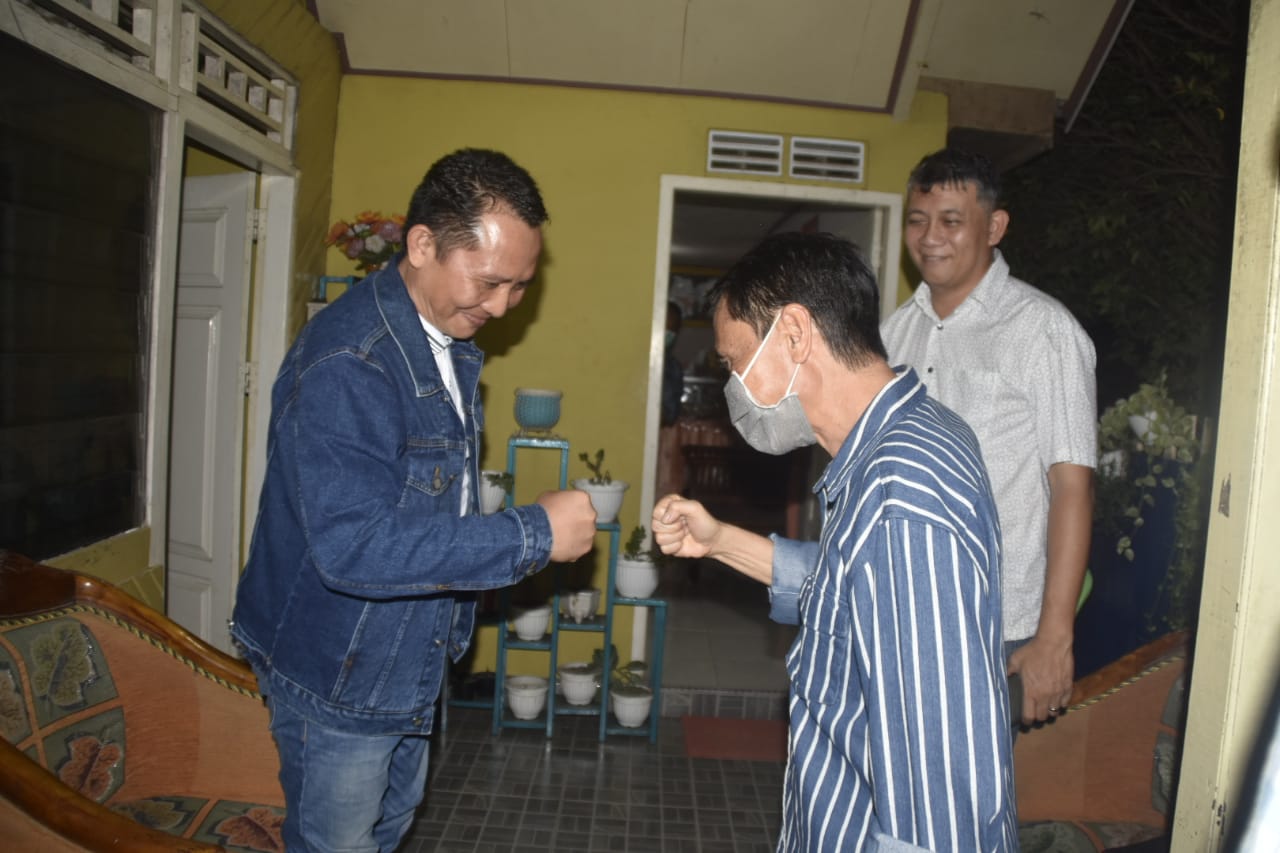 , Nelson Pomalingo Silaturahmi ke Chamdi Mayang