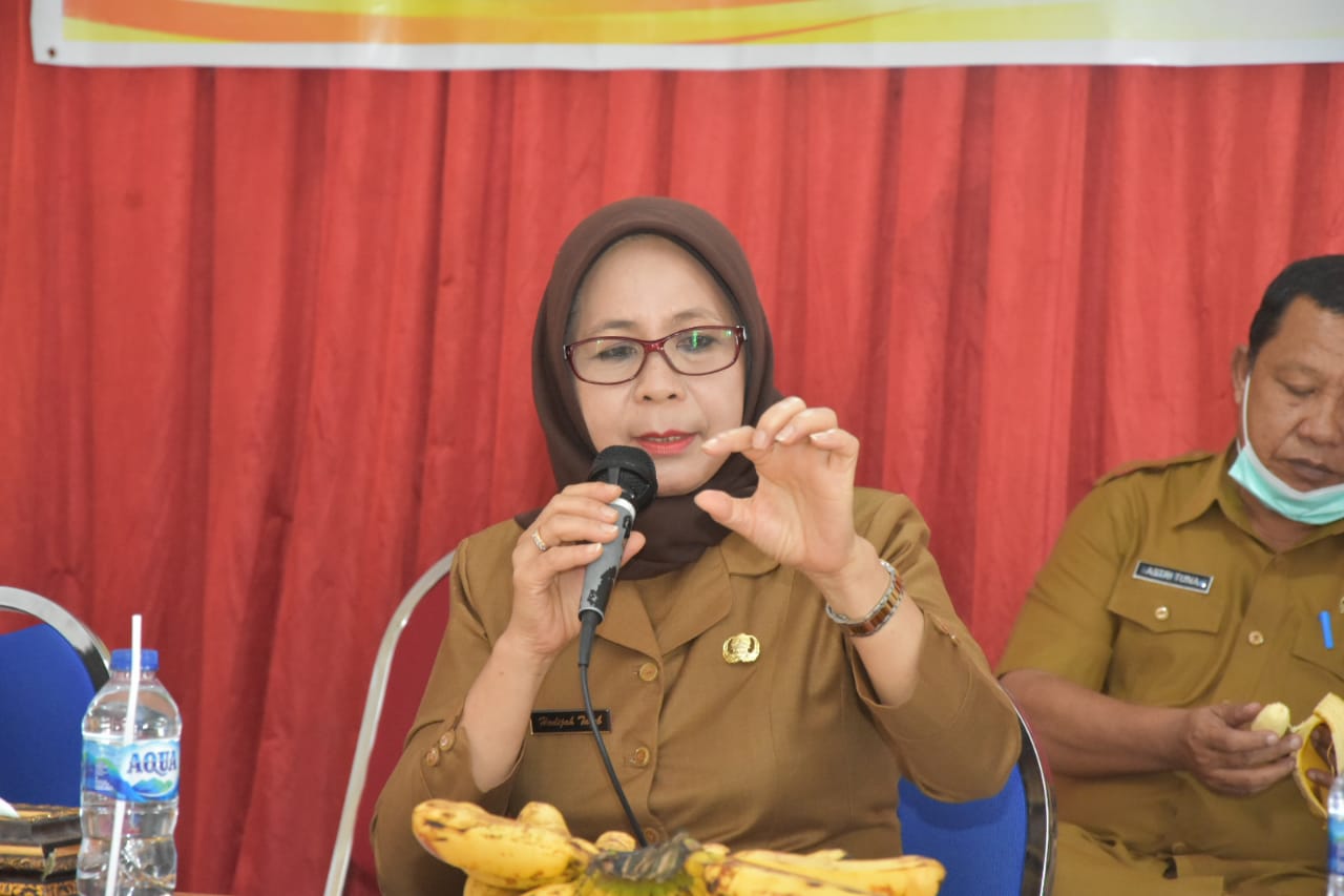 Plh Bupati Gorontalo Minta Pemerintah Desa dan Kecamatan Bangun SDM