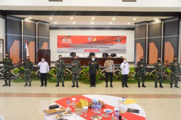 Rusli Habibie Terkesan dengan Sambutan Pangdam XIII Merdeka