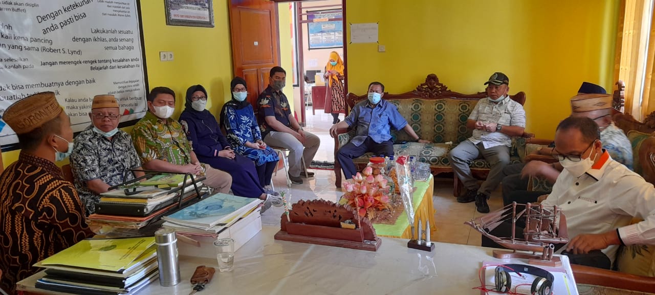 Ini Terobosan SMK Negeri 1 Batudaa Pantai yang Dapat Apresiasi DPRD