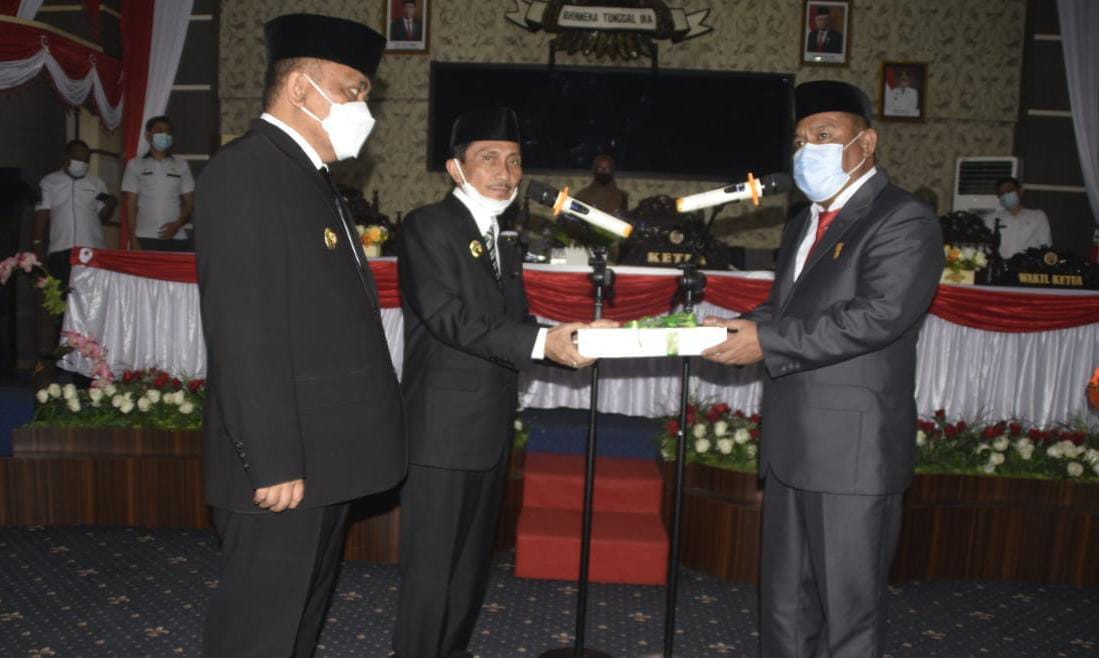 Pemkab Gorontalo Serahkan LKPJ Tahun 2020 ke DPRD