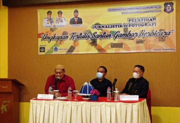Sub Bidang Penghubung Makassar Gelar Pelatihan Jurnalistik dan Fotografi