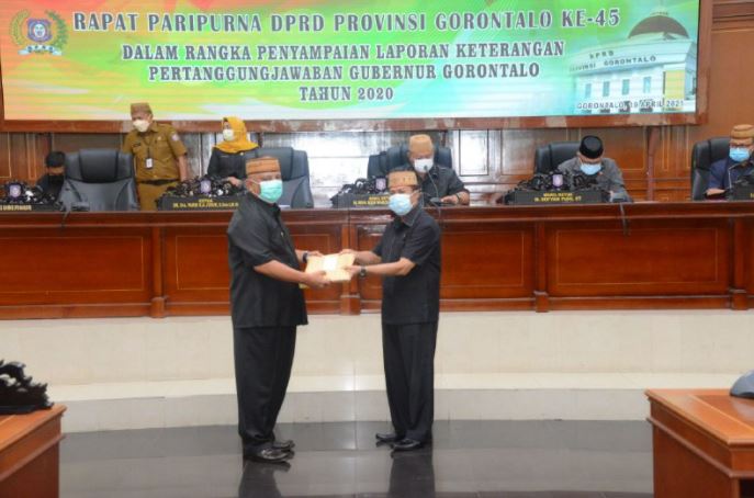 LKPJ Gubernur Gorontalo Tahun 2020 sudah diserahkan ke DPRD (Utama)