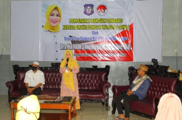 Berkah Ramadan, Idah Syahidah Berbagi dengan ODHA