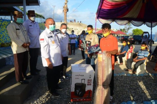 NKRI Peduli Ramadan Bantu Warga Terdampak COVID-19 di Biluhu