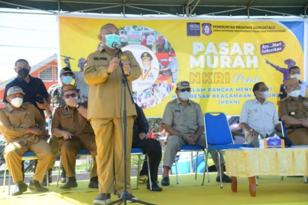 Warga Gorontalo Utara Nikmati Pasar Murah