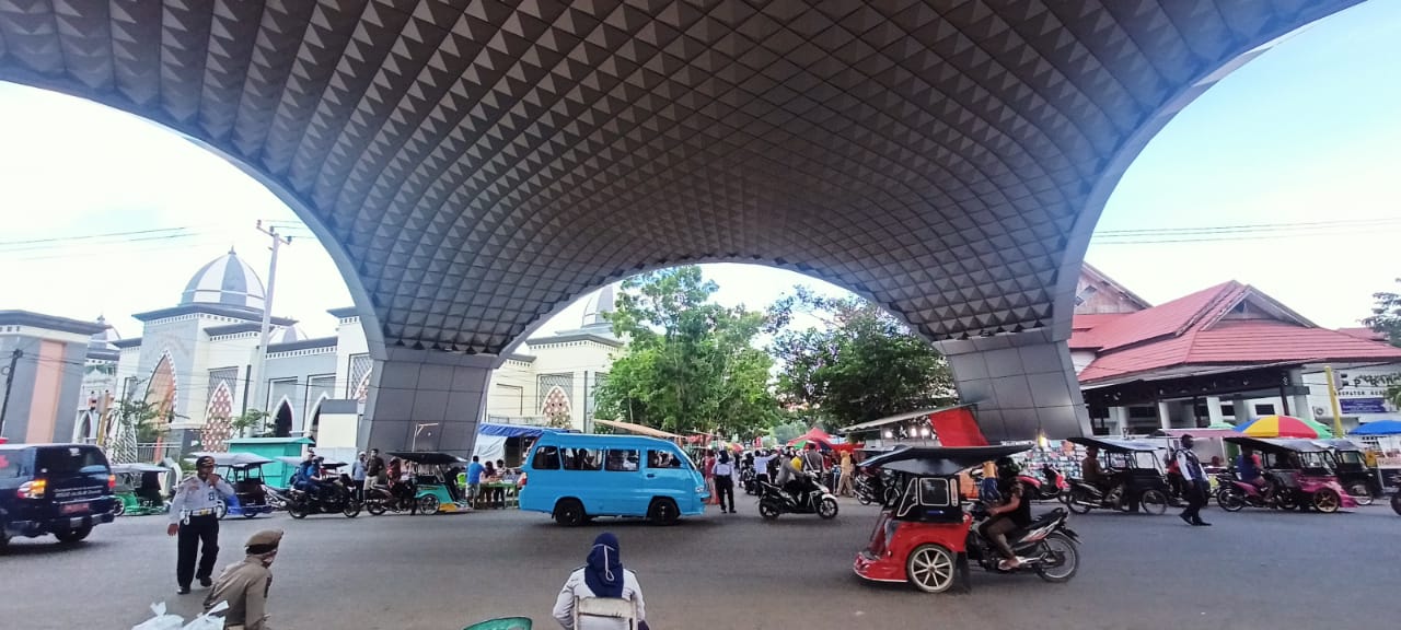 Kawasan Pakaya Tower Limboto Tidak Lagi Macet Seperti Ramadhan Sebelumnya