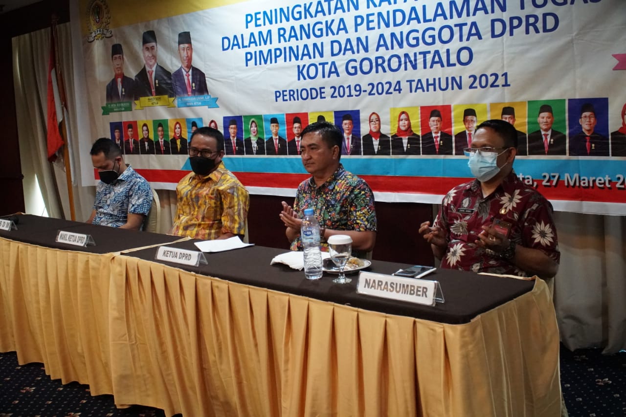 Penutupan Bimbingan Kapasitas DPRD, Ini Pesan Hardi Sidiki