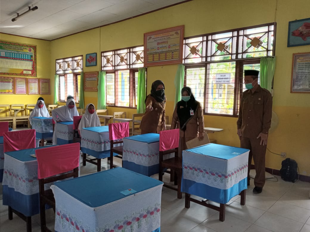 Sekolah di Bonebol Kembali Dibuka, Merlan Uloli Selalu Ingatkan Prokes