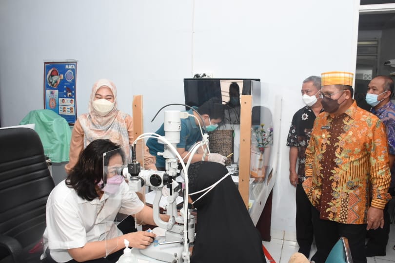 Ratusan Warga Ikut Operasi Katarak Gratis di Kota Gorontalo