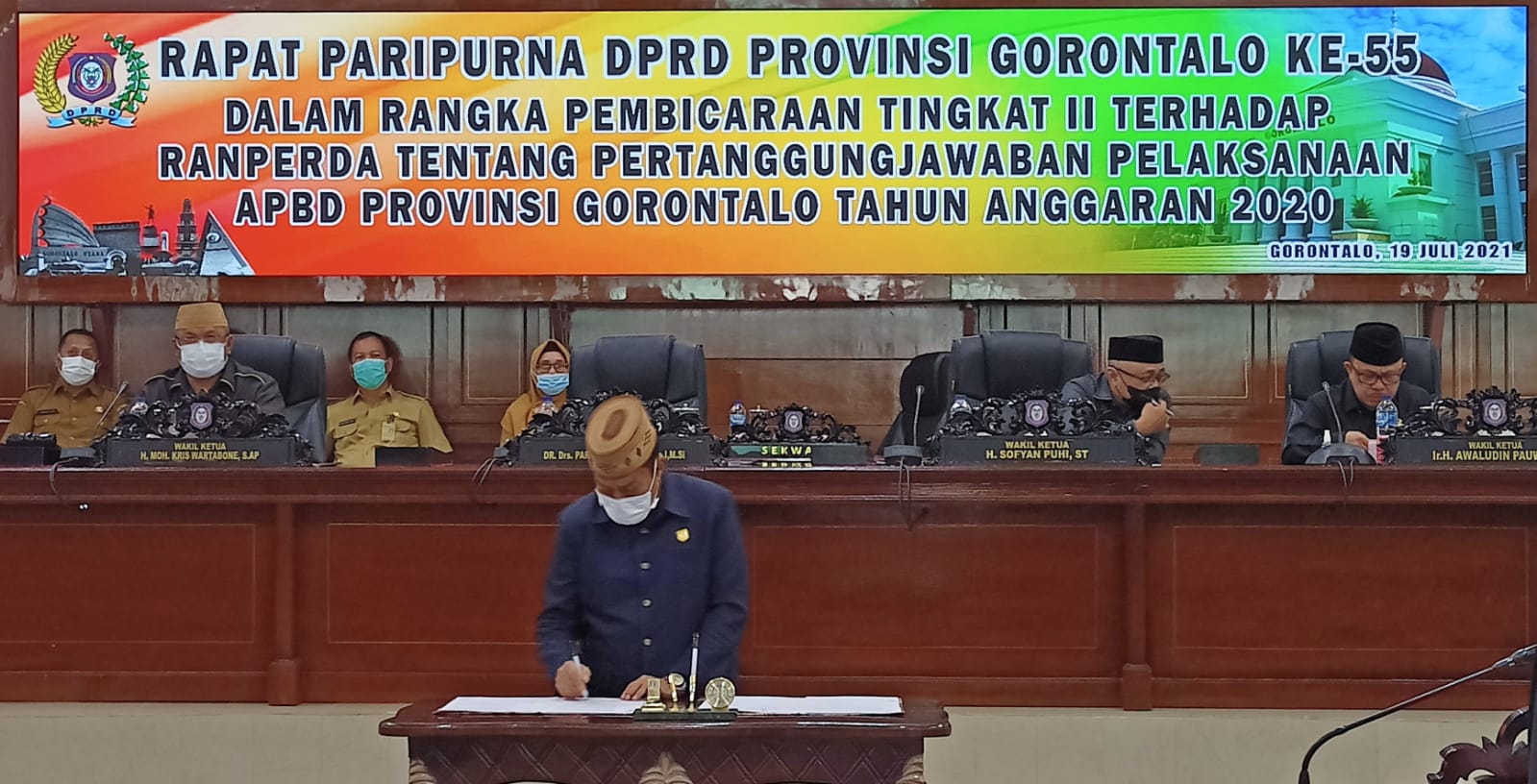 Pertanggungjawaban APBD 2020 Provinsi Gorontalo disetuji Jadi Perda