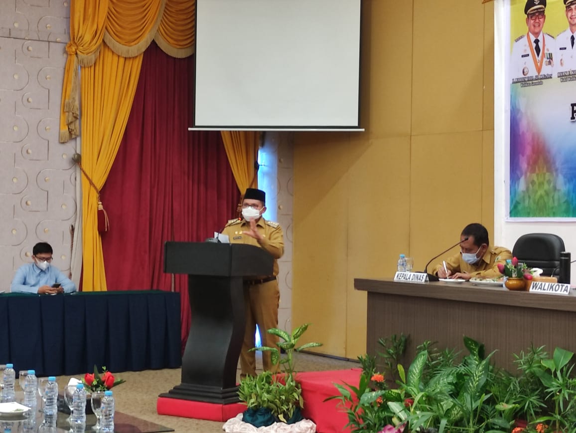 Marten Taha Tegaskan Pengawas Sekolah Harus Berkompetensi