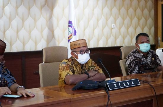 Darda Daraba buka Rapat Evaluasi Ranperda RPJMD Kabupaten