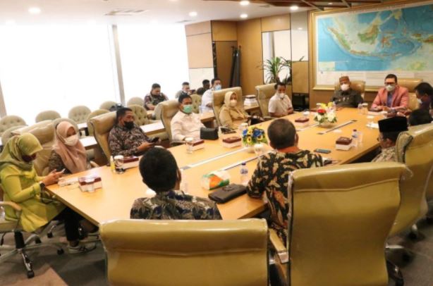 Bahas Derah Otonom Baru, Gubernur Gorontalo Temu Ketua Komisi II DPR RI