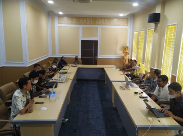 Rumah Sakit Ainun Habibie Gorontalo Menuju Pelayanan Berbasis Digital (Tambahan)