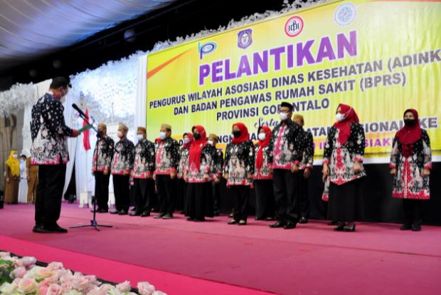 Ketua Umum Adinkes Lantik Pengurus Wilayah Provinsi Gorontalo