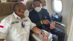 Bertemu di Pesawat, Rusli Habibie dan Menpora Bahas Hal Ini