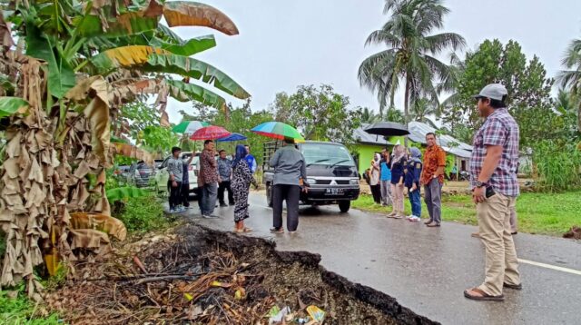Dinas PUPR Didorong Segera Buat Plat Deker di Desa Toyidito