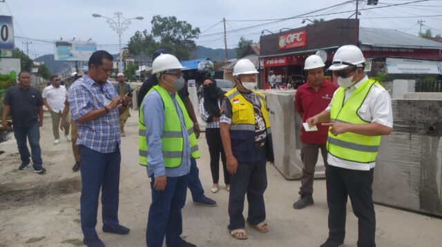 Kontraktor Hadapi Kendala, Pekerjaan Jalan Nani Wartabone Molor