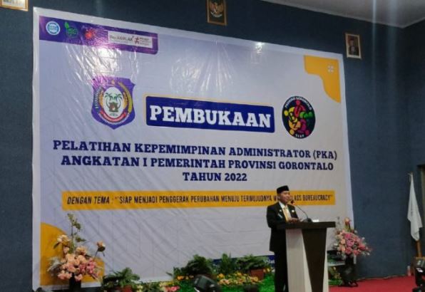 Pejabat Administrator