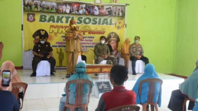 Warga Atinggola dan Gentuma Raya