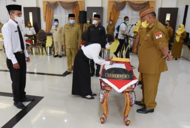 Gubernur Gorontalo Lantik 153 P3K Formasi Guru