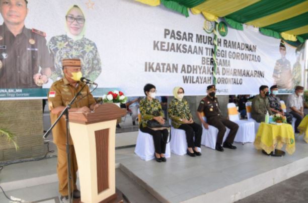 Pasar Murah Adhyaksa Dharmakarini Gorontalo Hadirkan 8 Komoditi