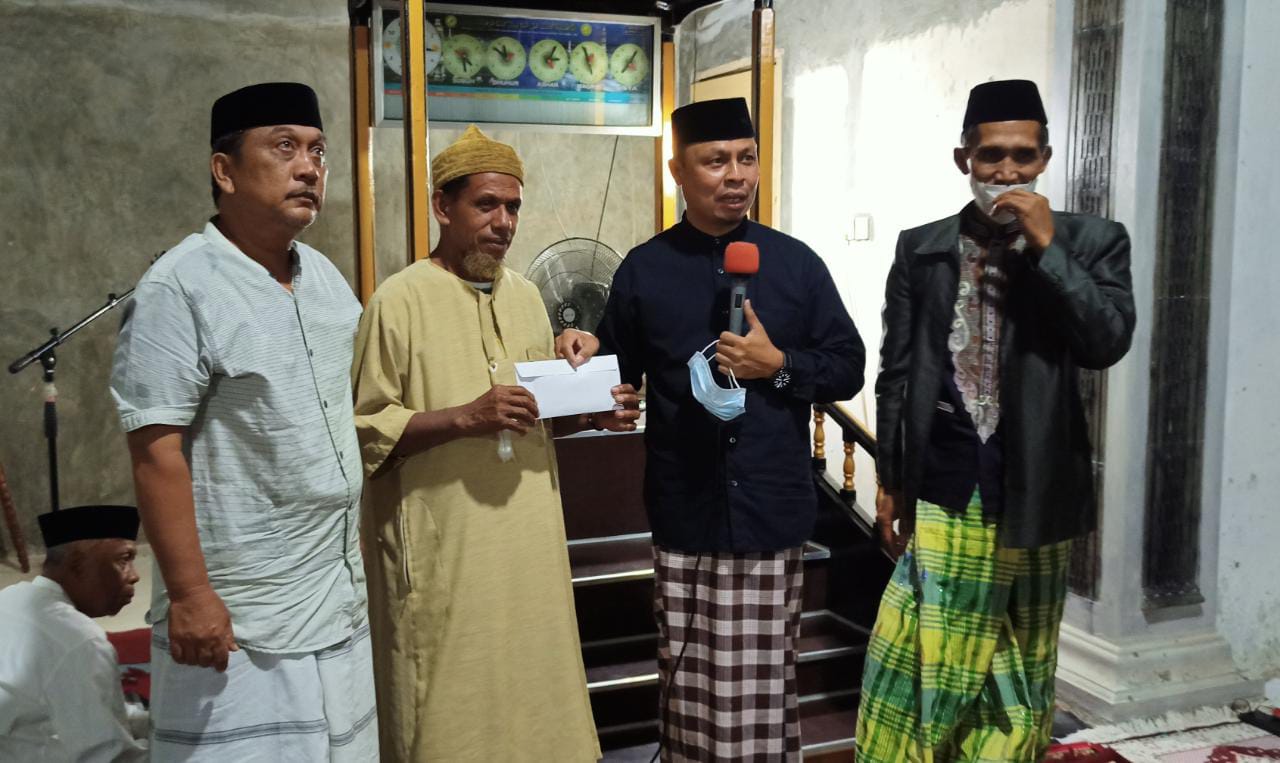 Roni Sampir Beri Bantuan Pribadi untuk Pengembangan Masjid Al-Istiqlal