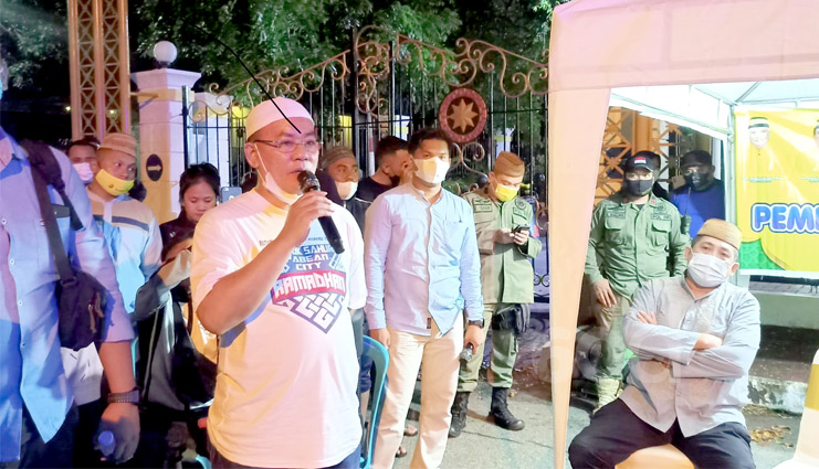 Fikram Salilama: Tradisi Ketuk Sahur Harus Dipertahankan
