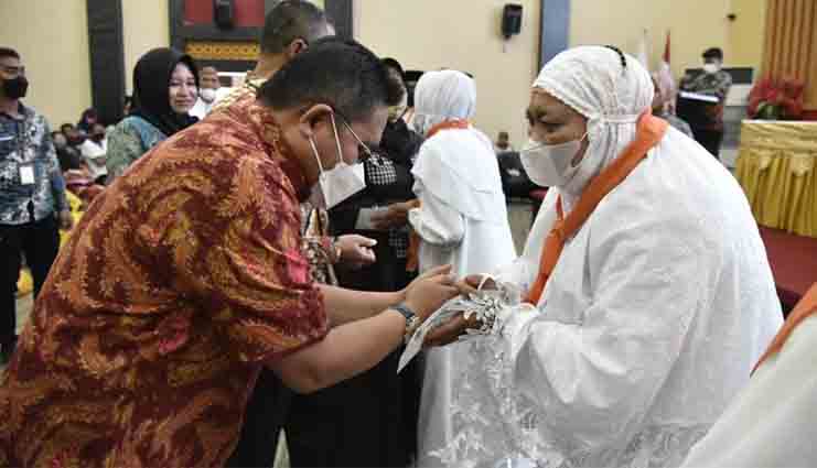 Marten Taha Bersyukur Tahun ini Bisa Berangkatkan Jemaah Umroh