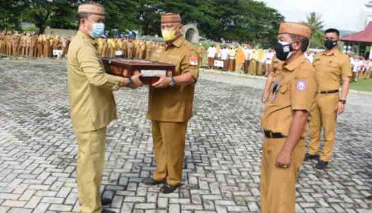 Pakaian Dinas Rusli dan Idris akan Dimuseumkan
