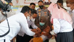 Thariq Modanggu Canangkan Bulan Imunisasi Anak Nasional Tingkat Gorontalo Utara