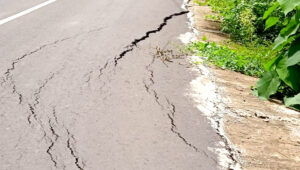 Dinas PUPR Perintahkan Kontraktor Perbaiki Jalan Lito - Apitalawo yang Rusak