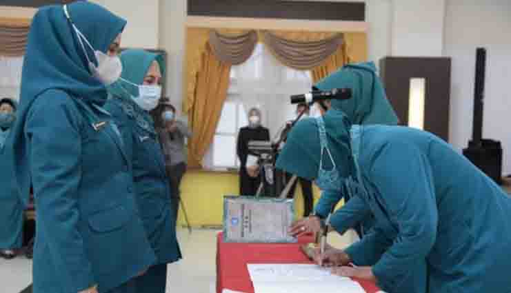 Ketua TP-PKK Gorontalo Utara dan Boalemo Resmi Dilantik