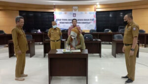 Darda Daraba Hadiri Serah Terima Jabatan Sekretaris DPRD Provinsi