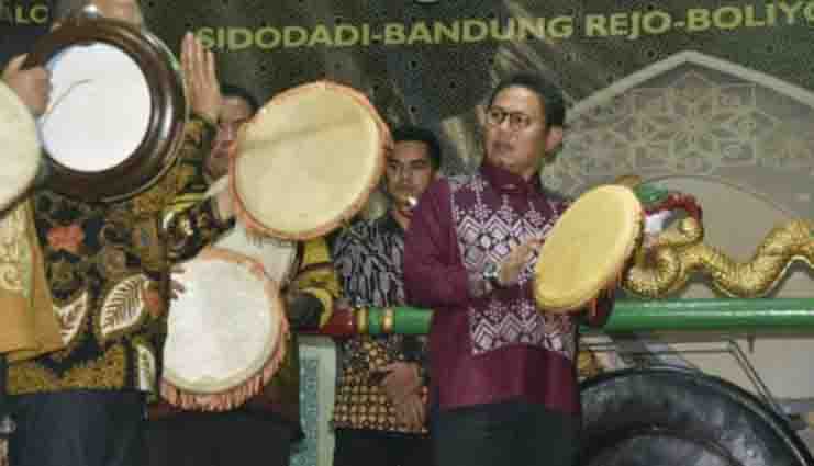 Hamka Apresiasi Festival Seni Budaya Jawa Tondano Ke-XVI