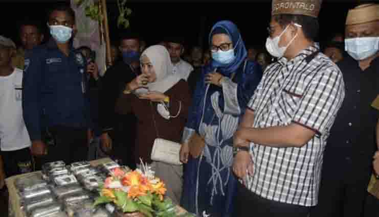 Penjabat Gubernur Gorontalo Turut Meriahkan Festival Apangi Masyarakat Tibawa