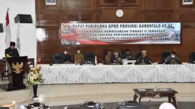 Ranperda Pertanggungjawaban APBD Tahun 2021 Provinsi Goronalo Disetujui jadi Perda