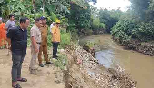 Khawatir Rumah Warga diseret Air Sungai Bulango, DPRD Kota Harus ada Penanganan Cepat